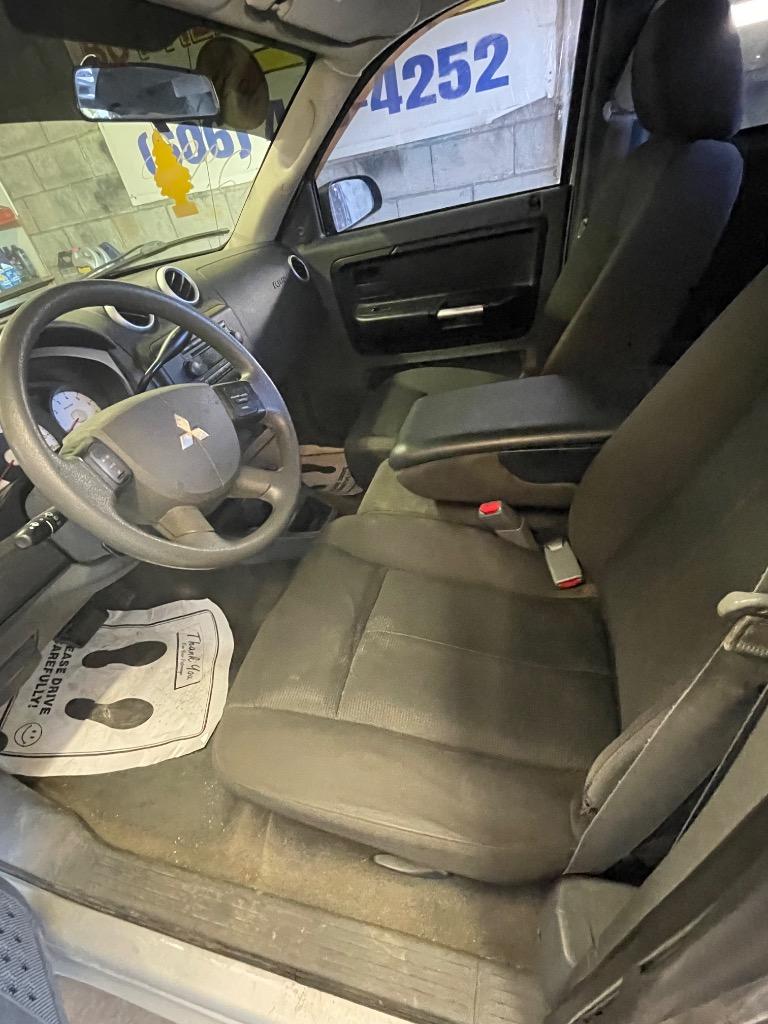 2007 Mitsubishi Raider - $2,995