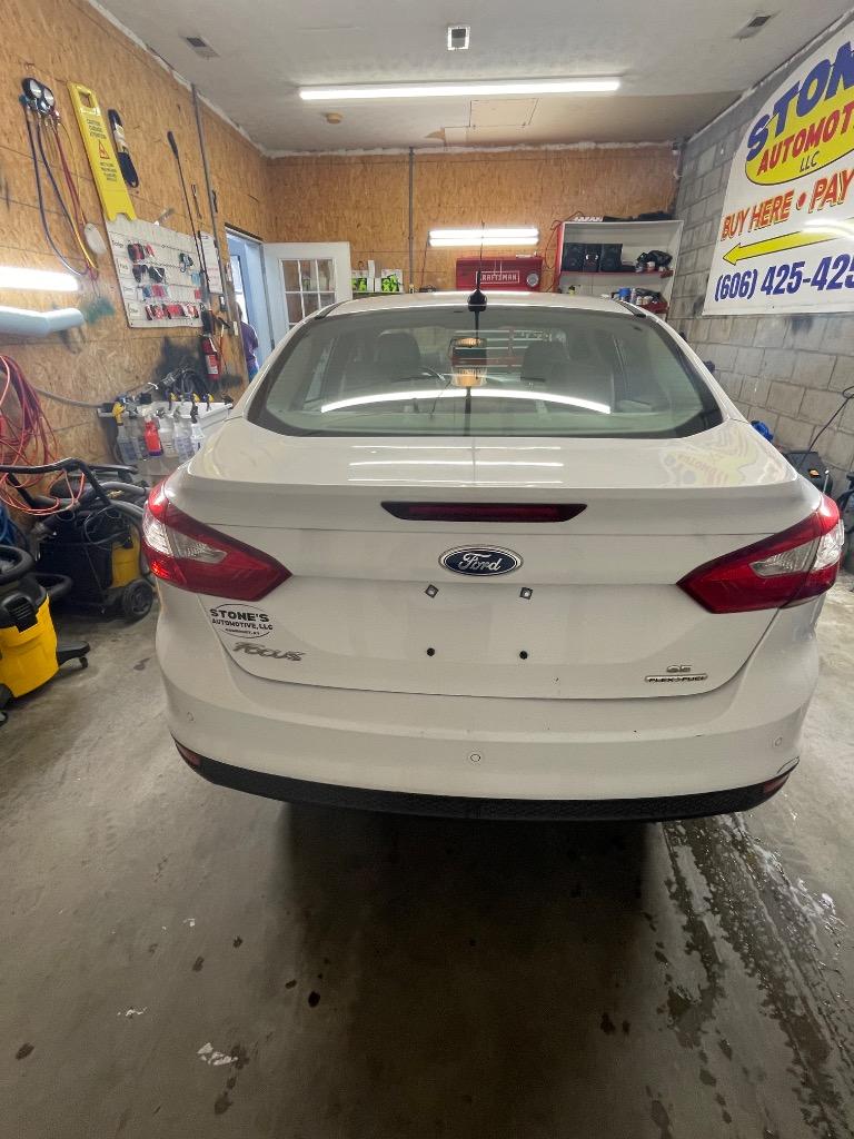 2014 Ford Focus - $3,865