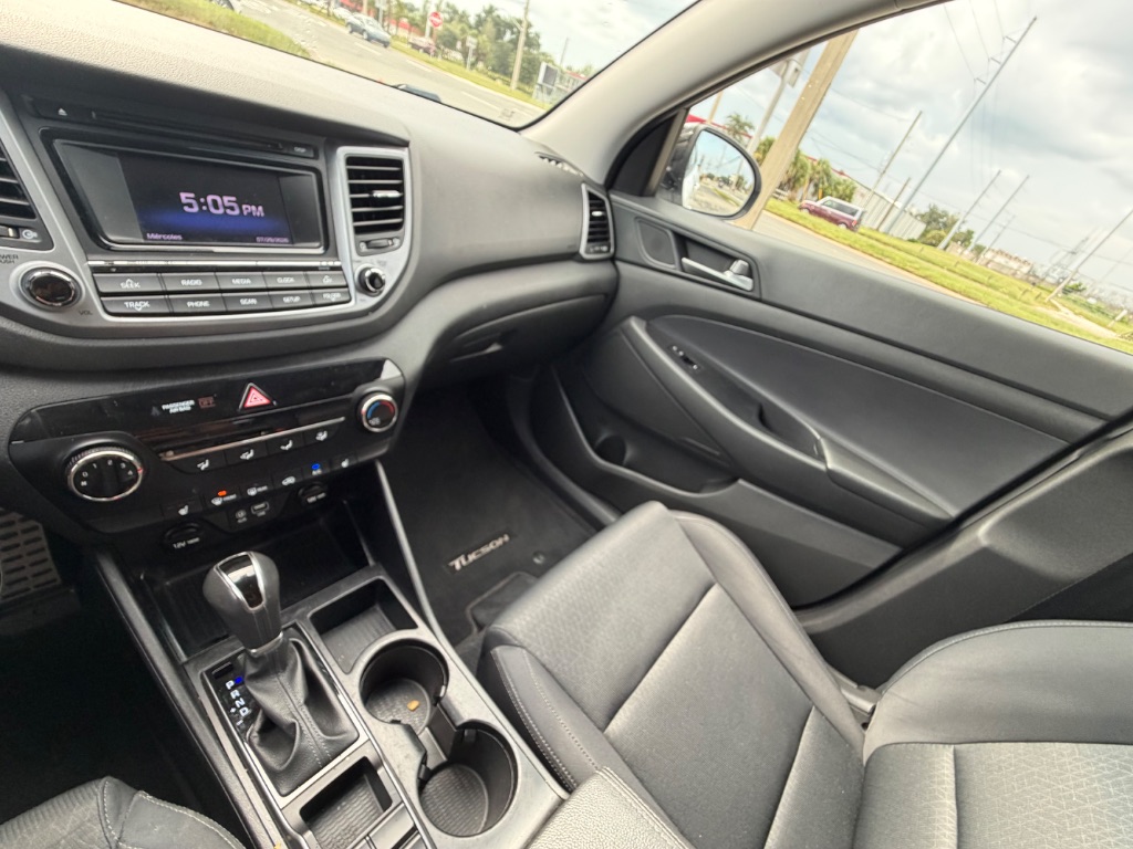 2017 Hyundai Tucson - $8,450