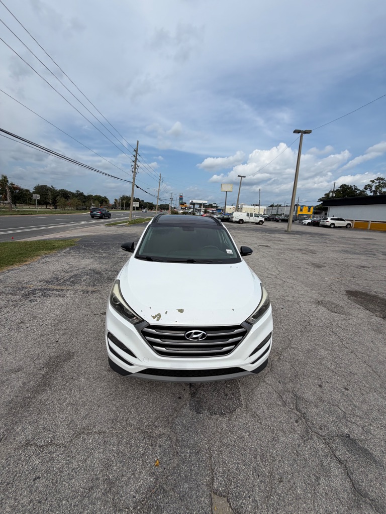 2017 Hyundai Tucson - $8,450