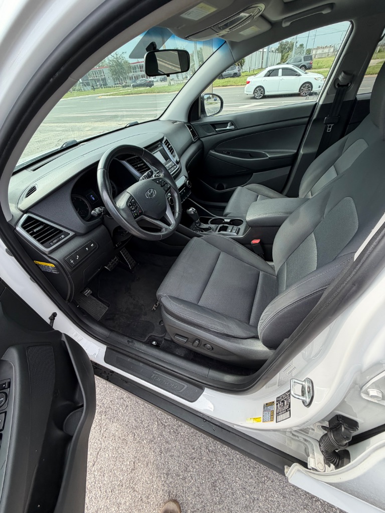 2017 Hyundai Tucson - $8,450