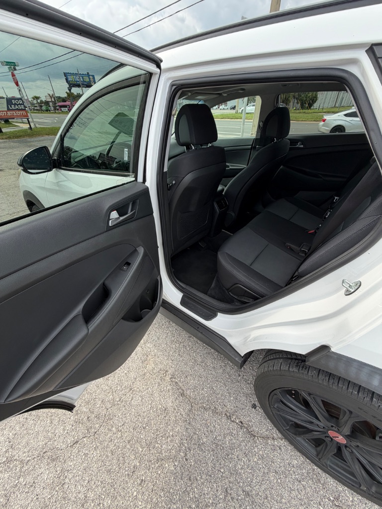 2017 Hyundai Tucson - $8,450