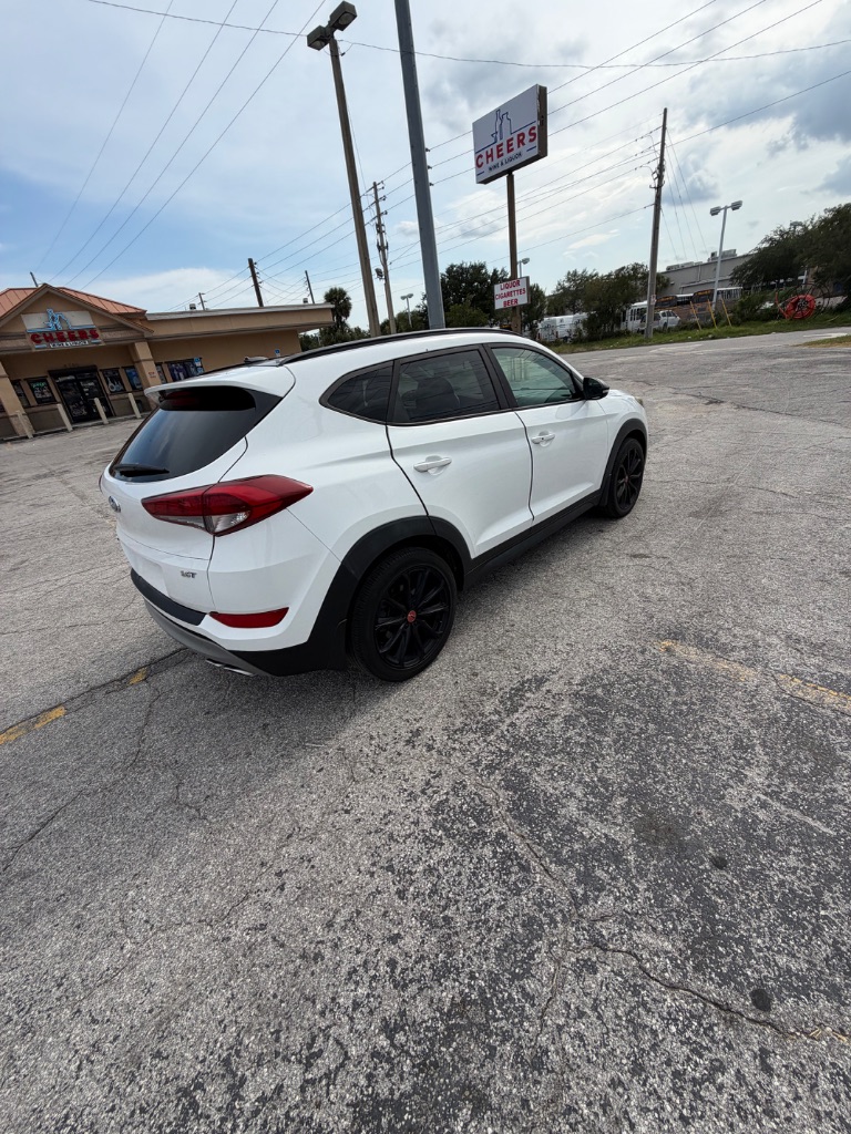 2017 Hyundai Tucson - $8,450