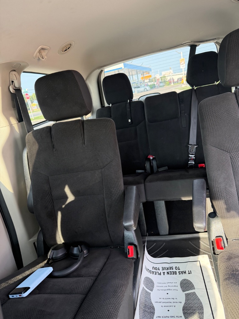 2018 Dodge Grand Caravan - $6,350