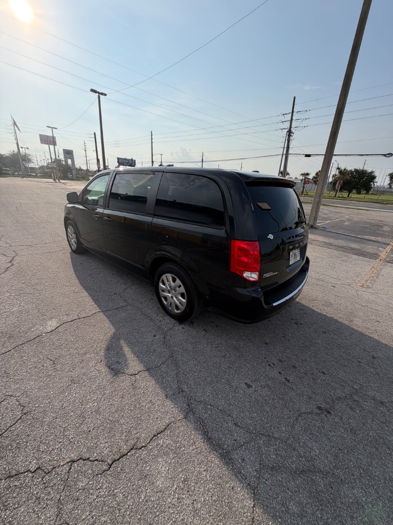 2018 Dodge Grand Caravan - $6,350
