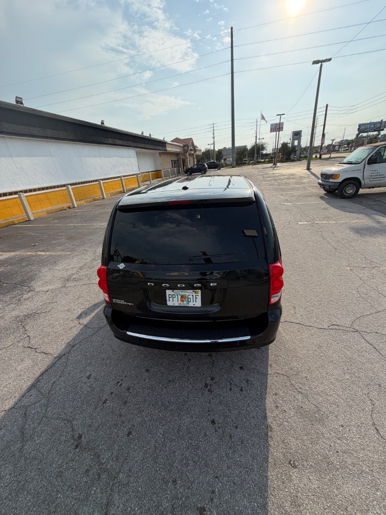 2018 Dodge Grand Caravan - $6,350
