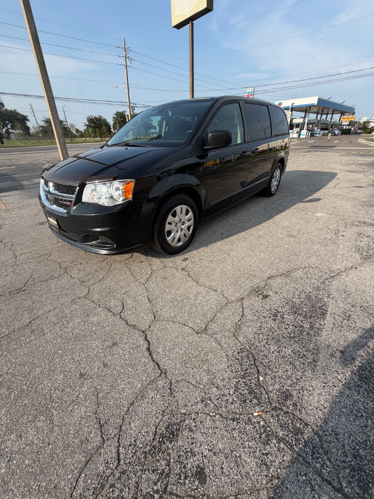2018 Dodge Grand Caravan - $6,350