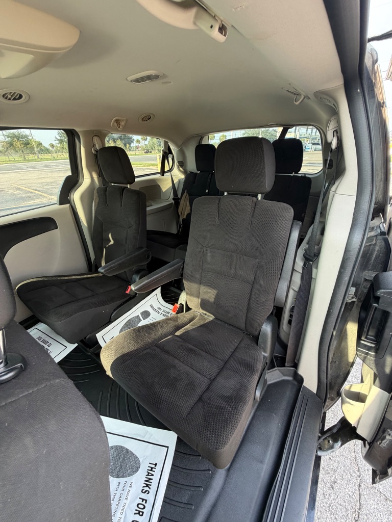 2018 Dodge Grand Caravan - $6,350