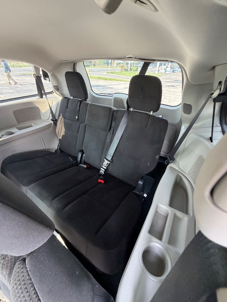 2018 Dodge Grand Caravan - $6,350