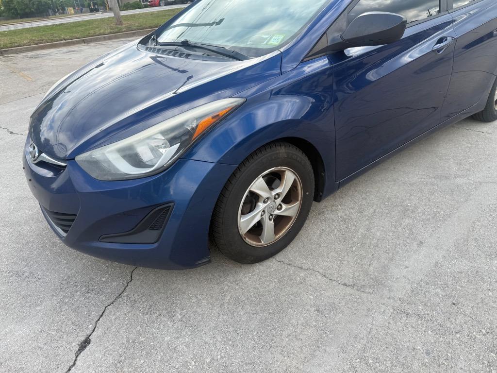 2015 Hyundai Elantra - $4,500