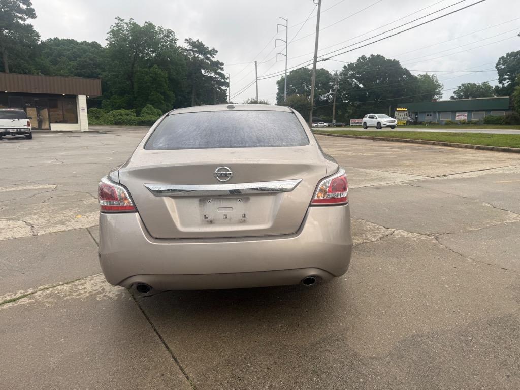 2014 Nissan Altima - $4,550