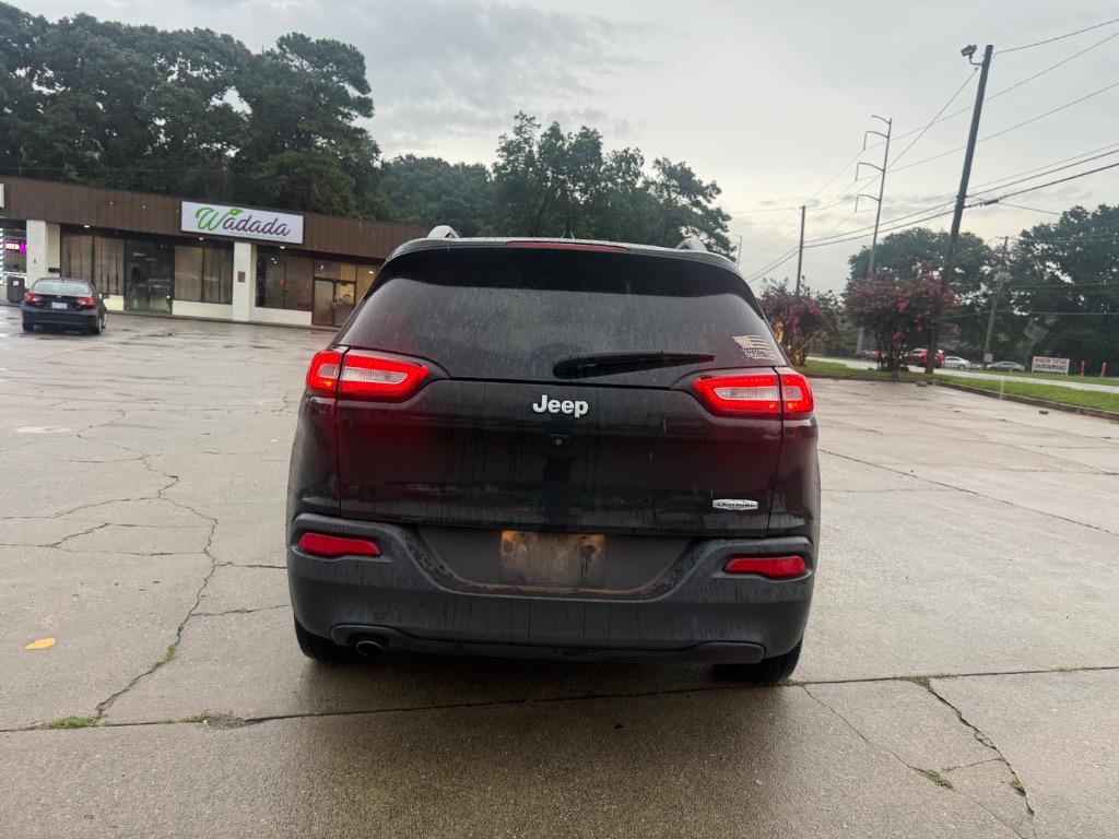 2016 Jeep Cherokee - $3,550