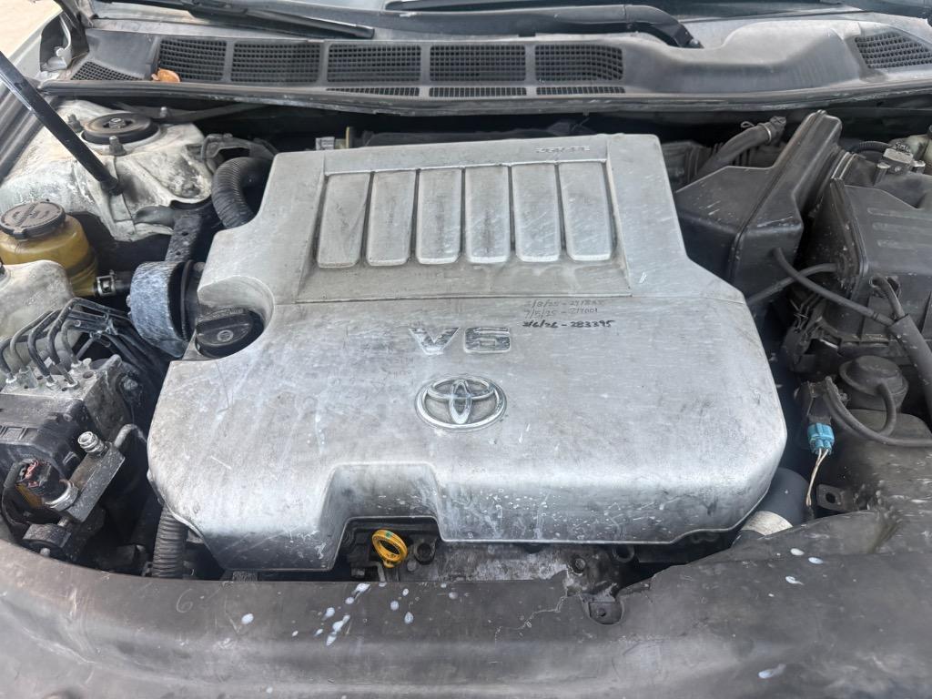 2009 Toyota Avalon - $2,575