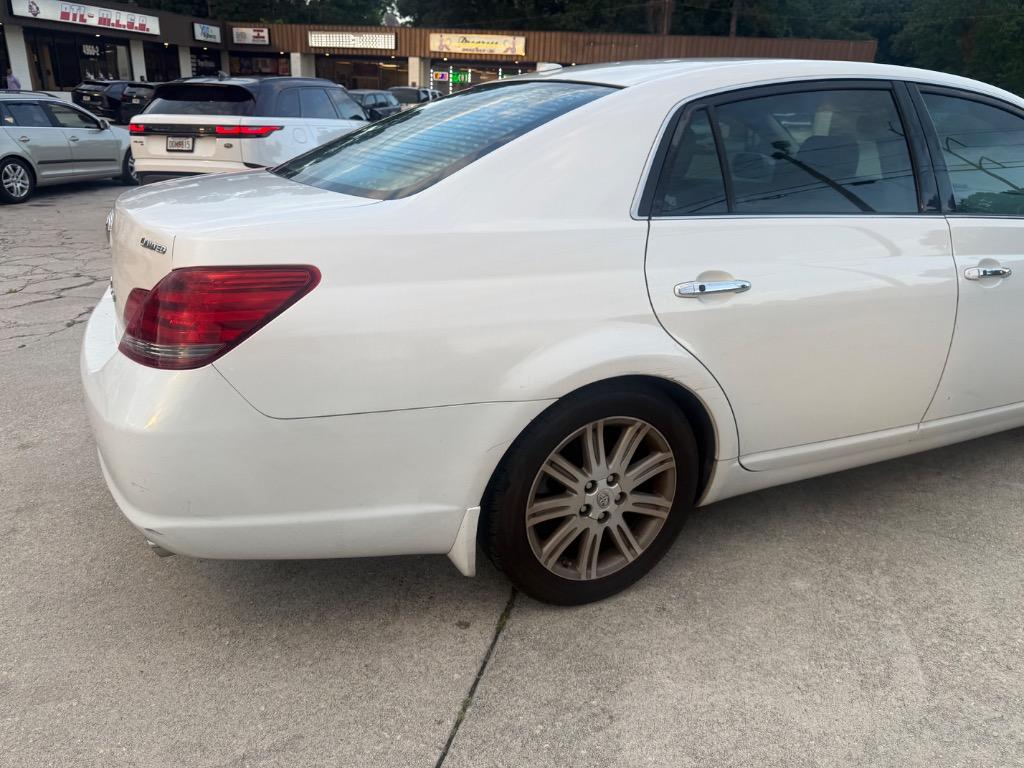 2009 Toyota Avalon - $2,575