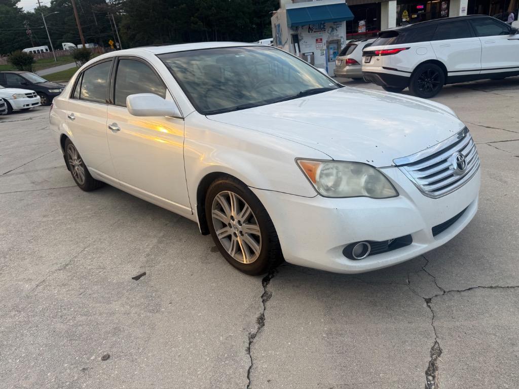 2009 Toyota Avalon - $2,575