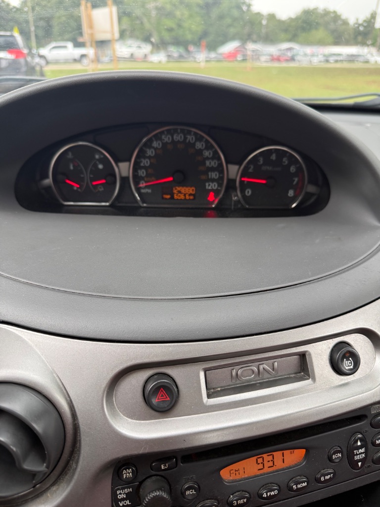 2005 Saturn Ion - $2,899