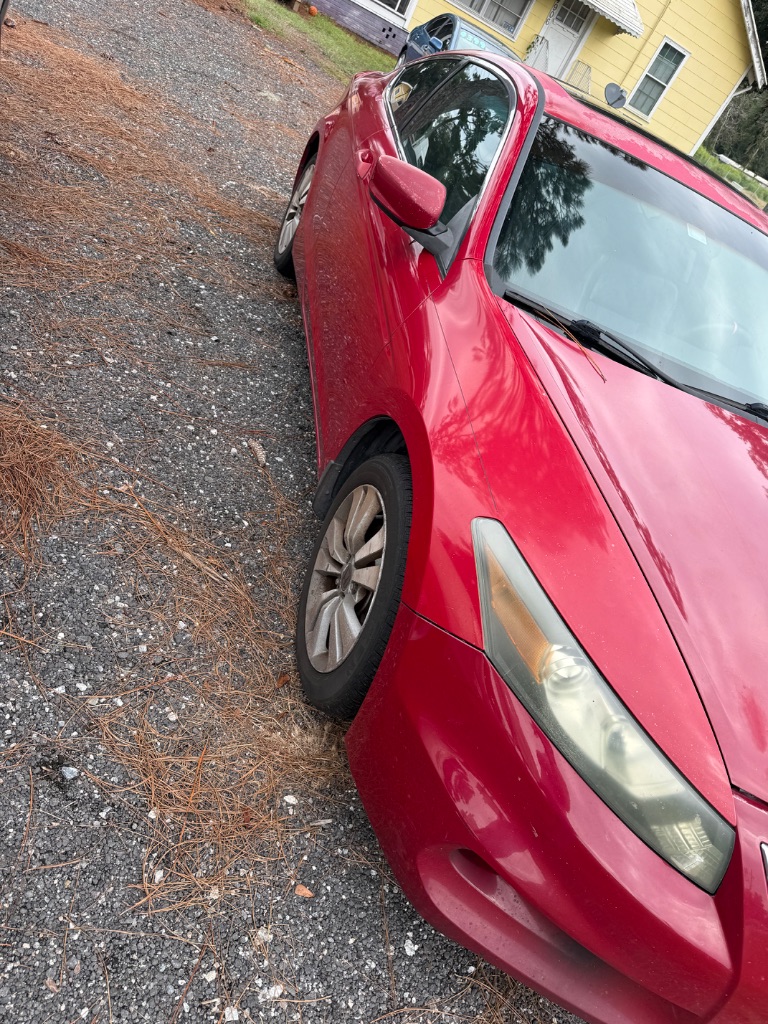 2011 Honda Accord - $3,900