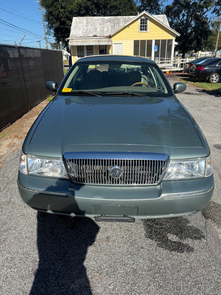 2005 Mercury Grand Marquis - $5,500