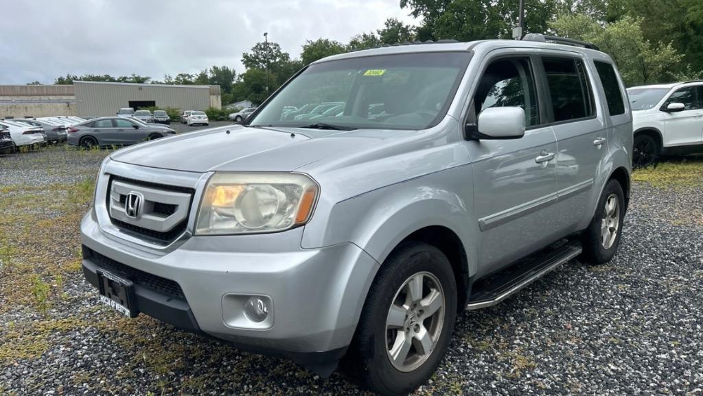 2011 Honda Pilot - $9,995