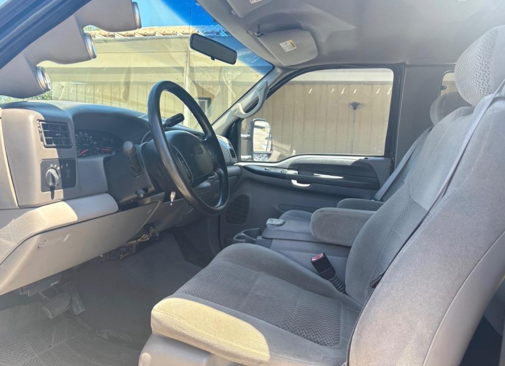2001 Ford F-350 - $17,995
