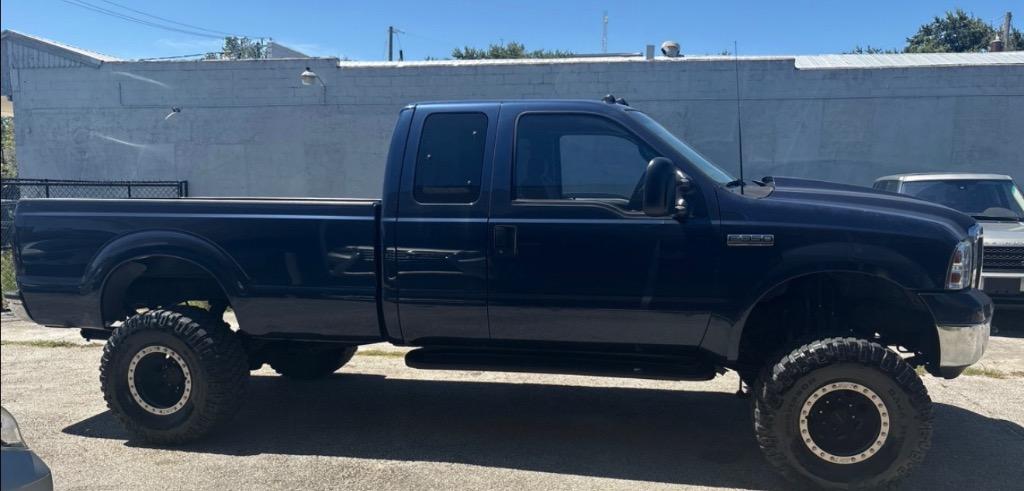 2001 Ford F-350 - $17,995