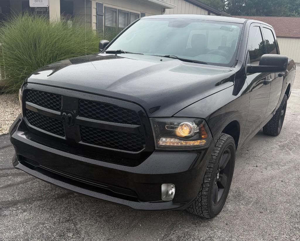 2014 Ram 1500 - $16,995
