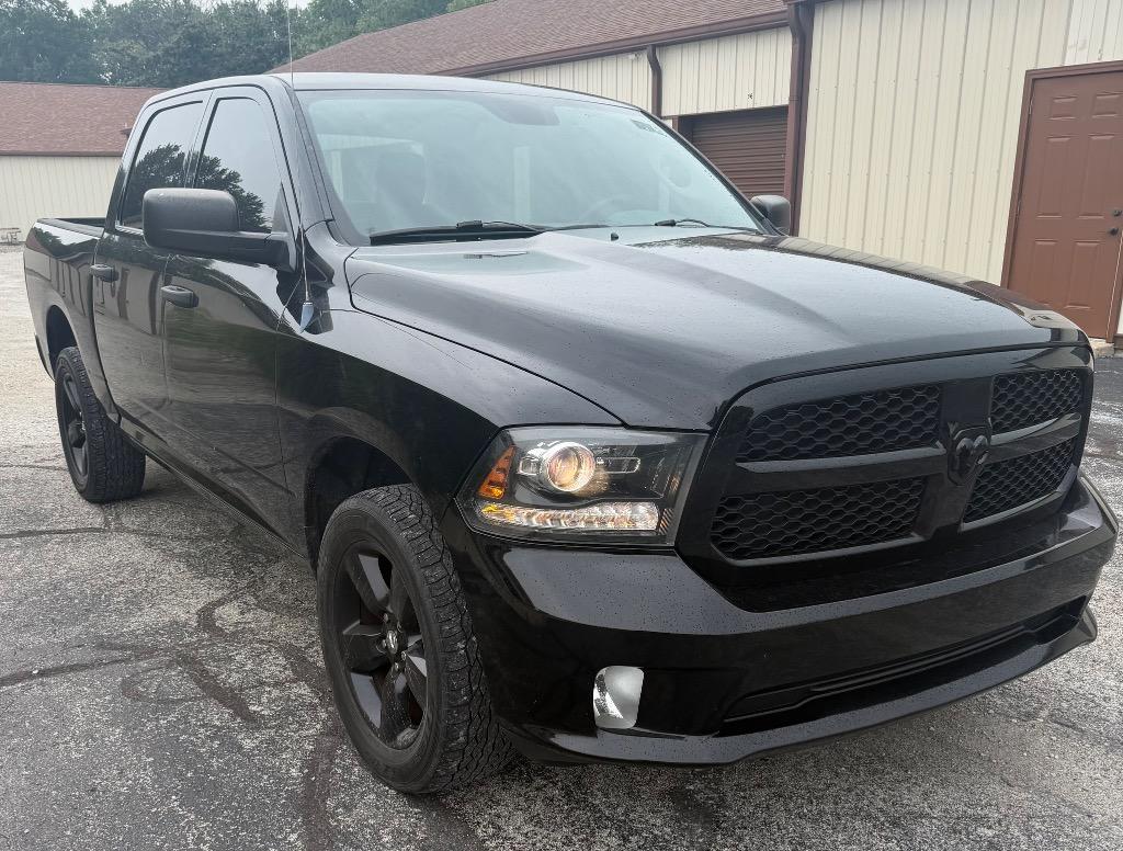 2014 Ram 1500 - $16,995