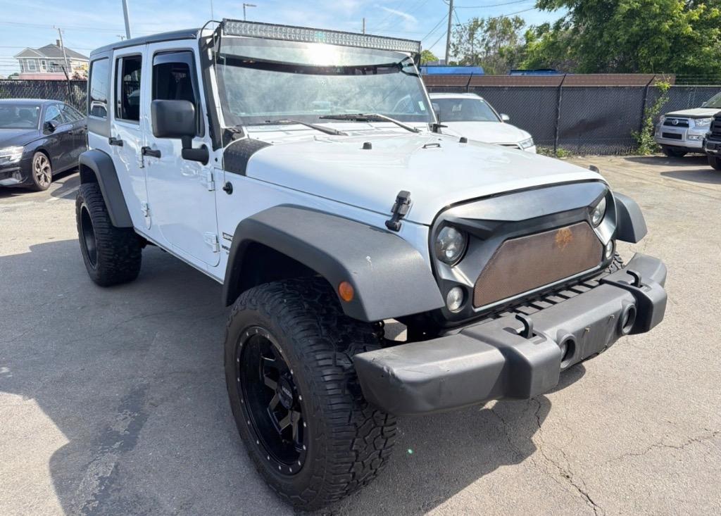 2017 Jeep Wrangler - $17,995