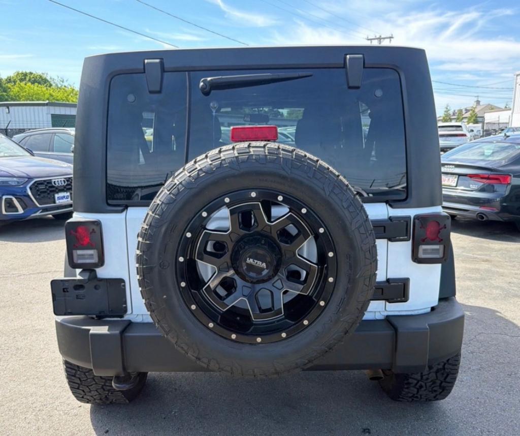 2017 Jeep Wrangler - $17,995