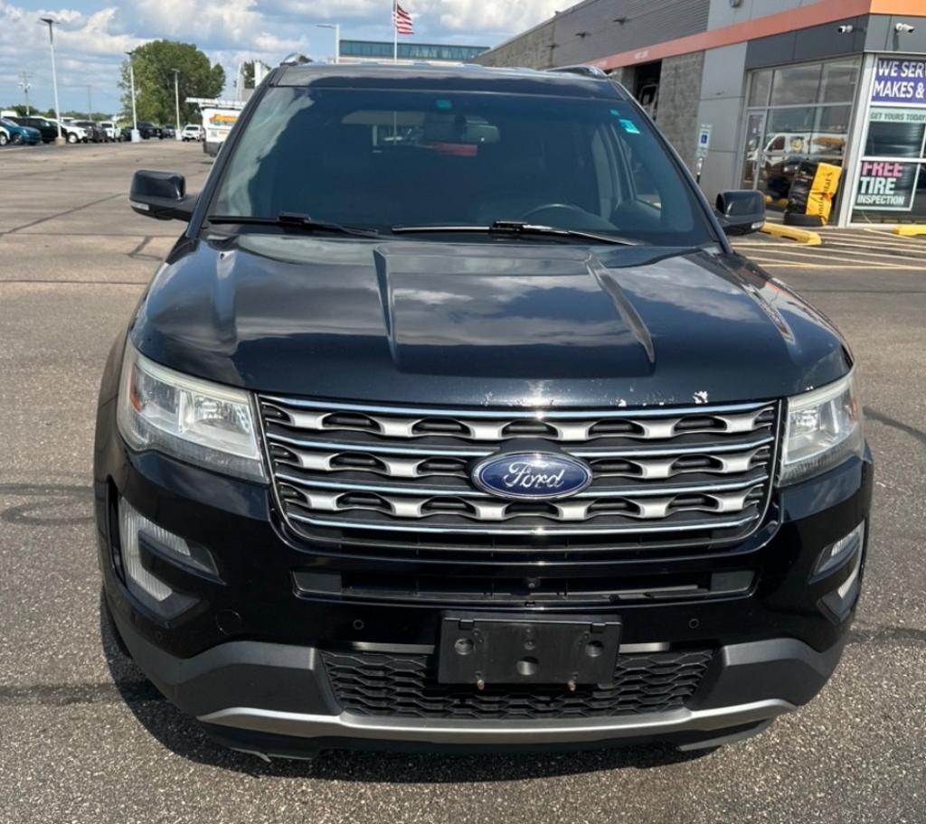 2016 Ford Explorer - $12,995