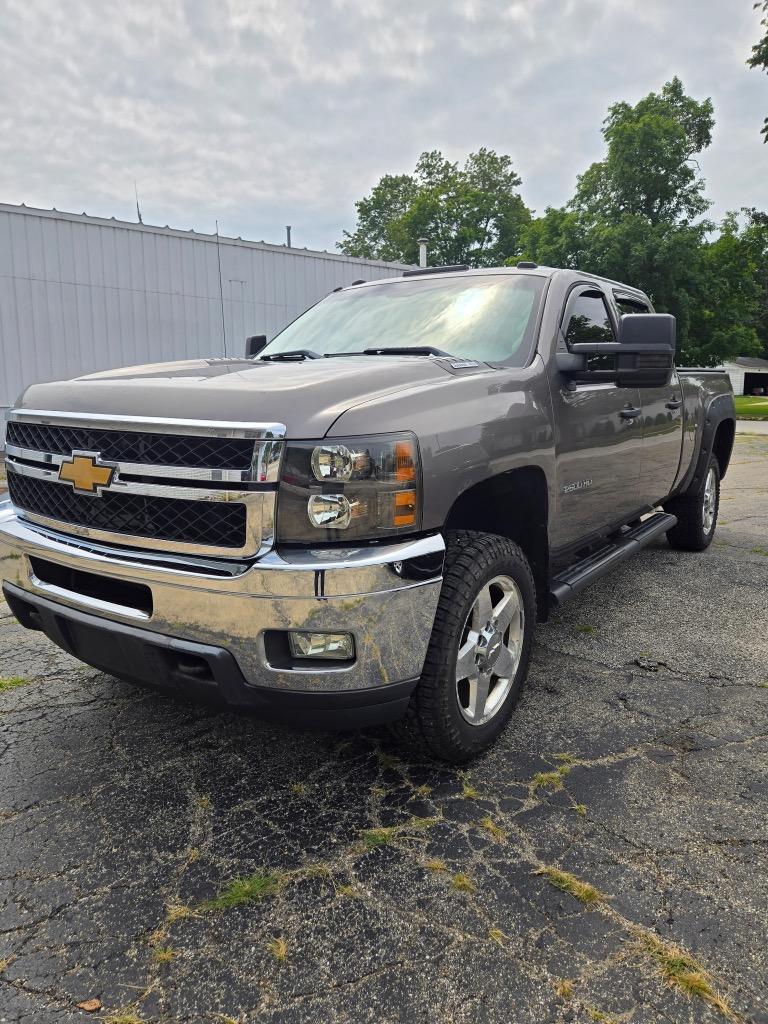 2012 Chevrolet Silverado - $18,995