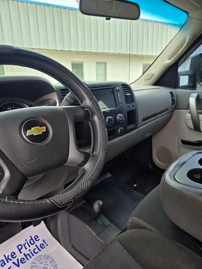 2012 Chevrolet Silverado - $18,995