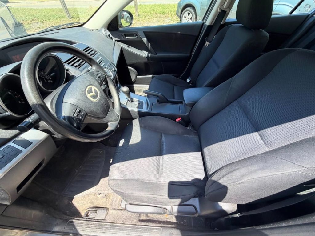 2010 MAZDA MAZDA3 - $4,199