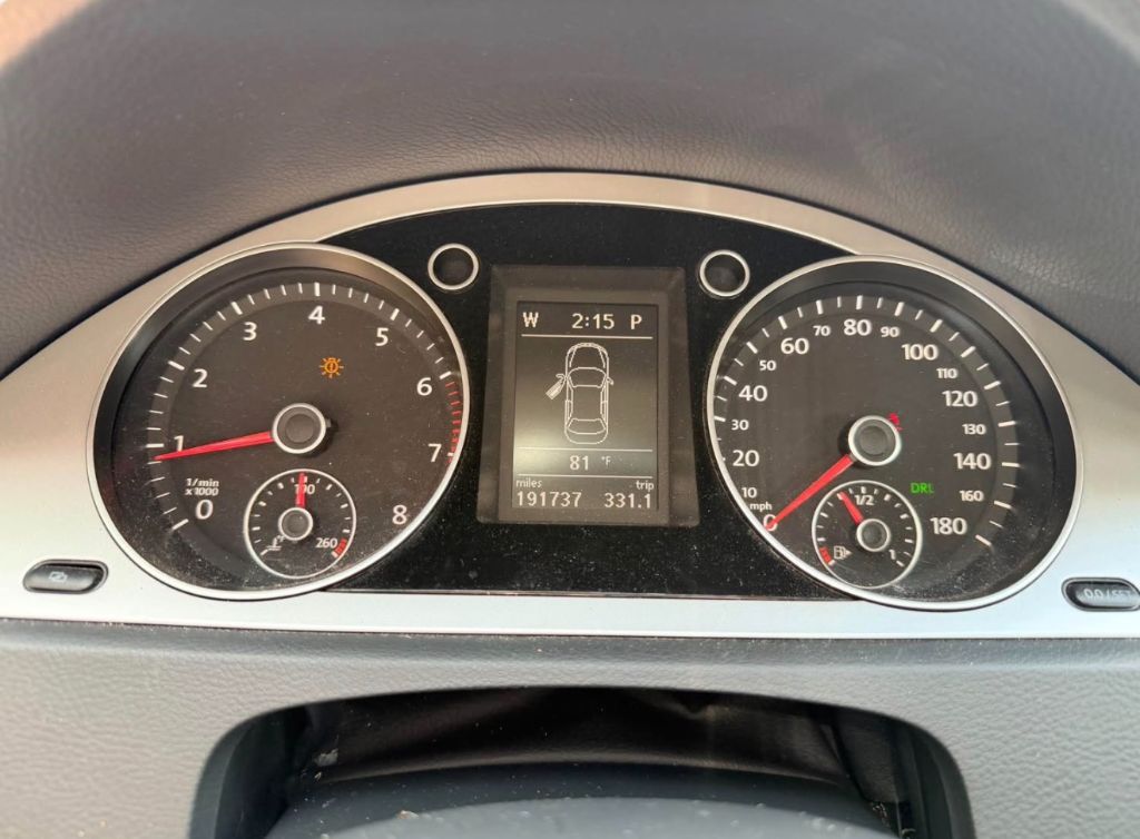 2011 Volkswagen Passat - $3,999