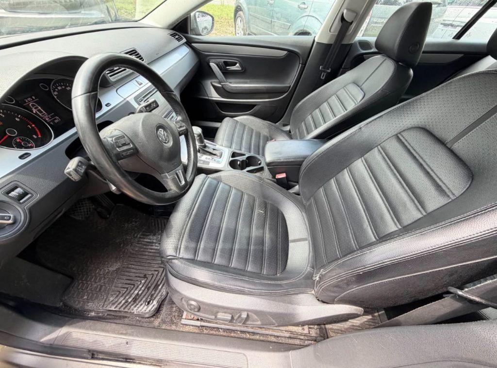 2011 Volkswagen Passat - $3,999