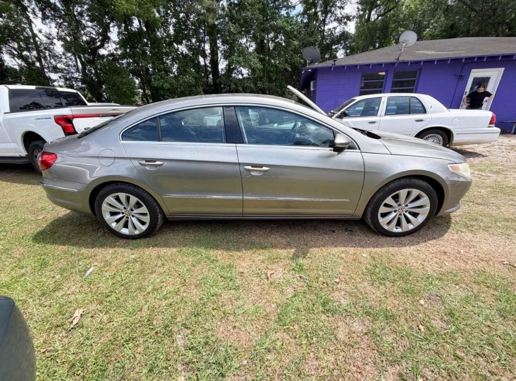 2011 Volkswagen Passat - $3,999