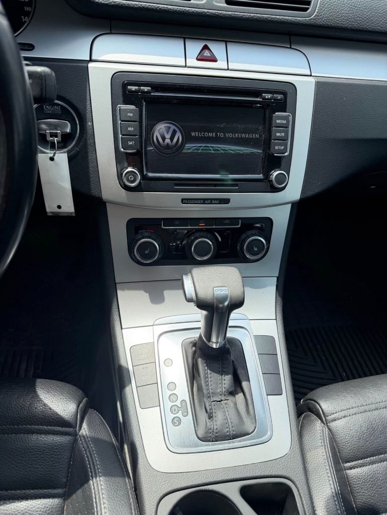 2011 Volkswagen Passat - $3,999