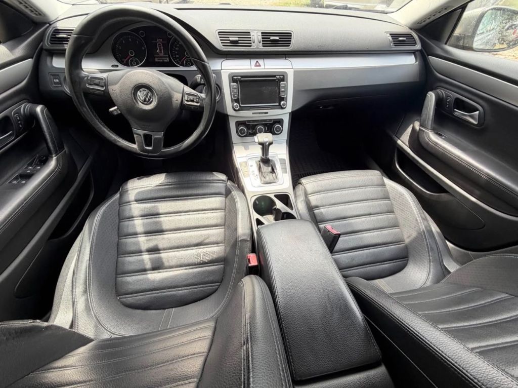 2011 Volkswagen Passat - $3,999