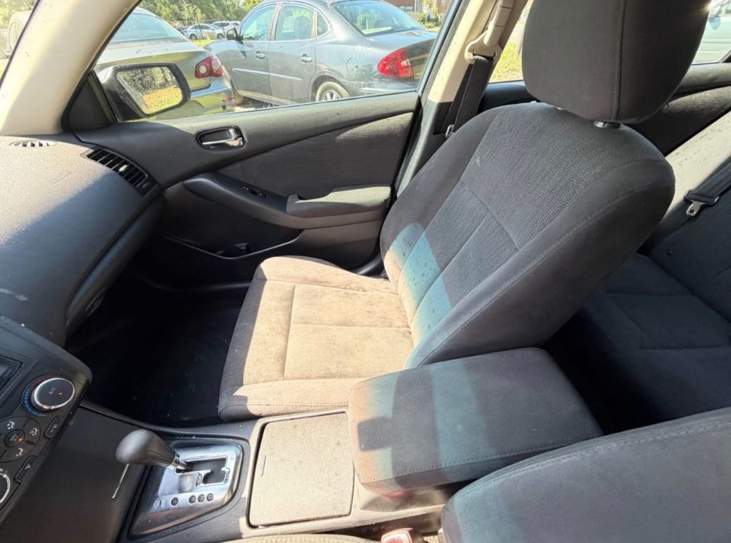 2012 Nissan Altima - $4,000
