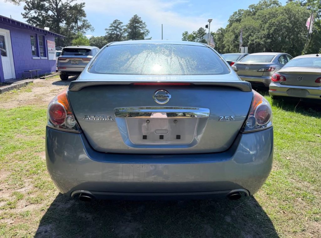 2012 Nissan Altima - $4,000