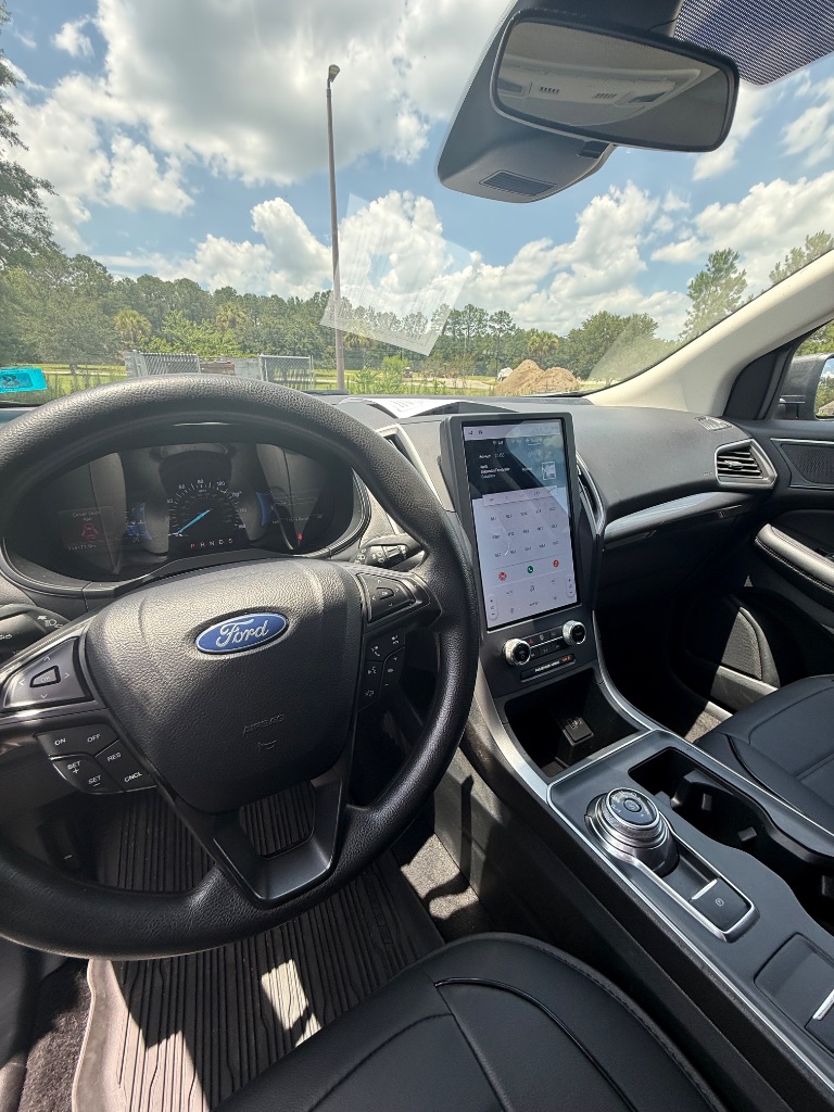 2022 Ford Edge - $12,899