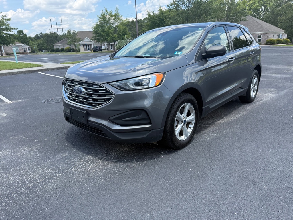 2022 Ford Edge - $12,899