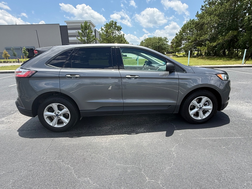 2022 Ford Edge - $12,899