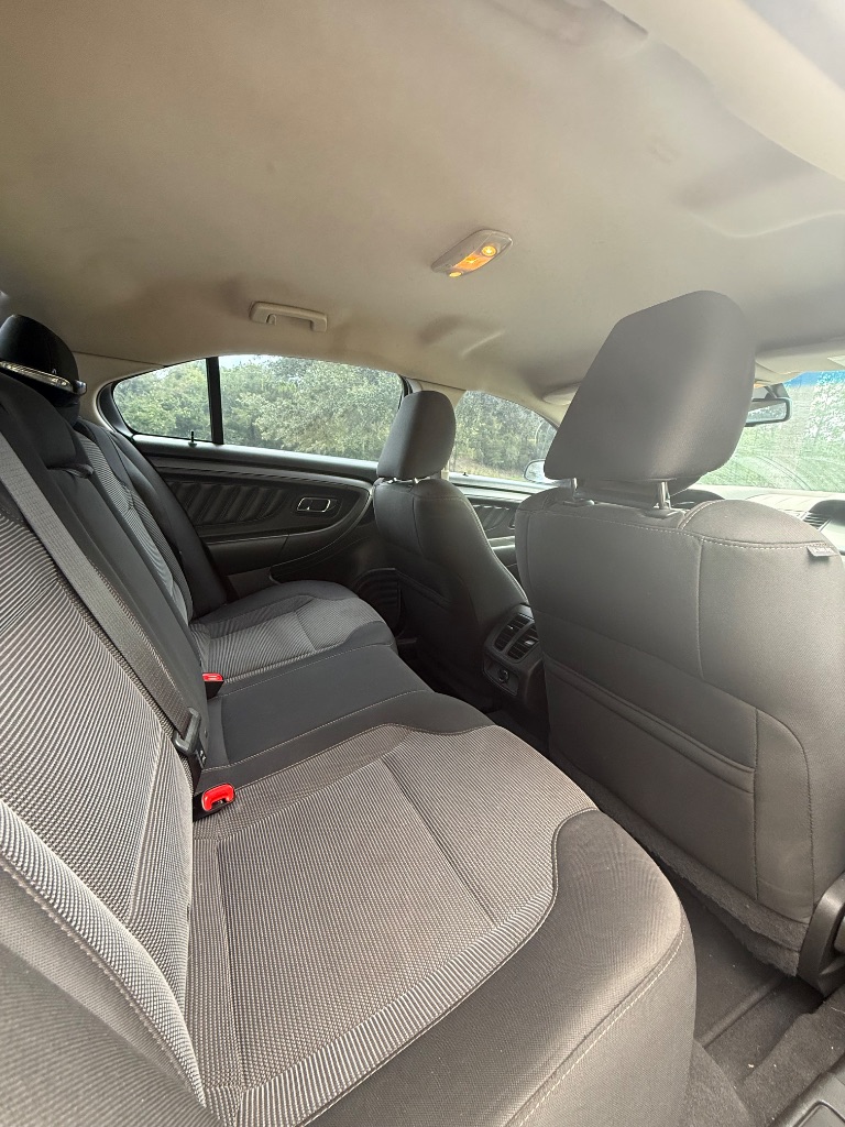 2010 Ford Taurus - $5,999