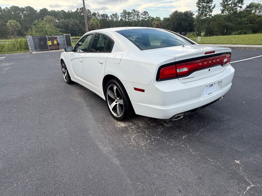 2012 Dodge Charger - $7,400