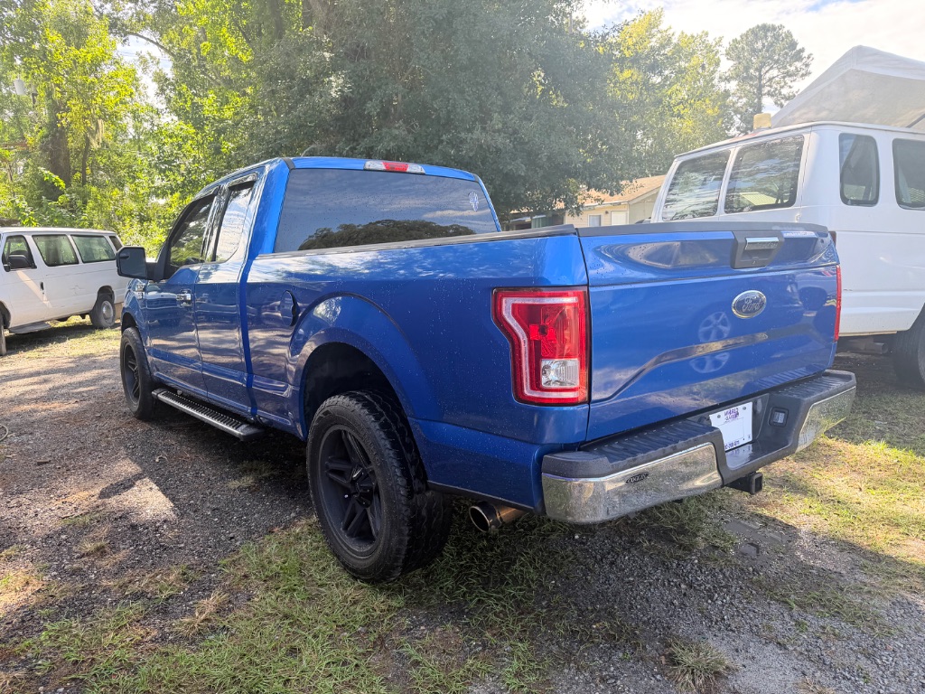 2015 Ford F-150 - $9,000