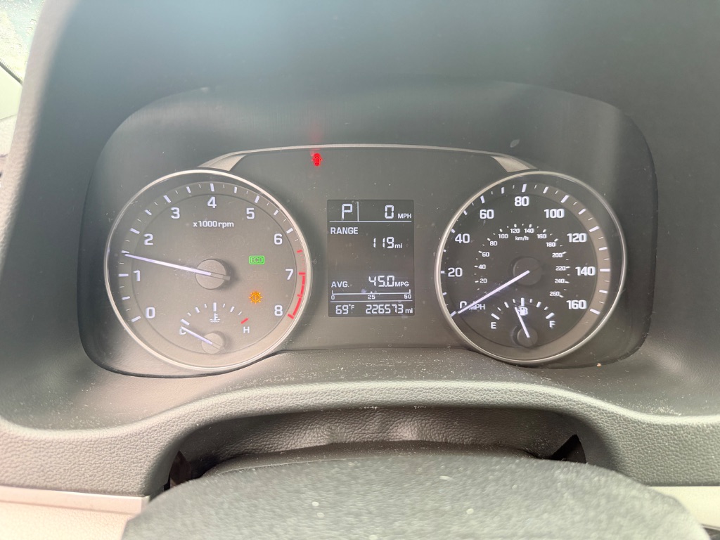 2017 Hyundai Elantra - $5,000