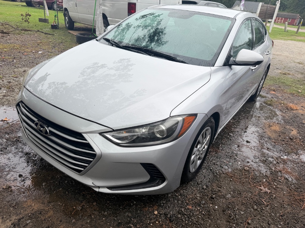 2017 Hyundai Elantra - $5,000