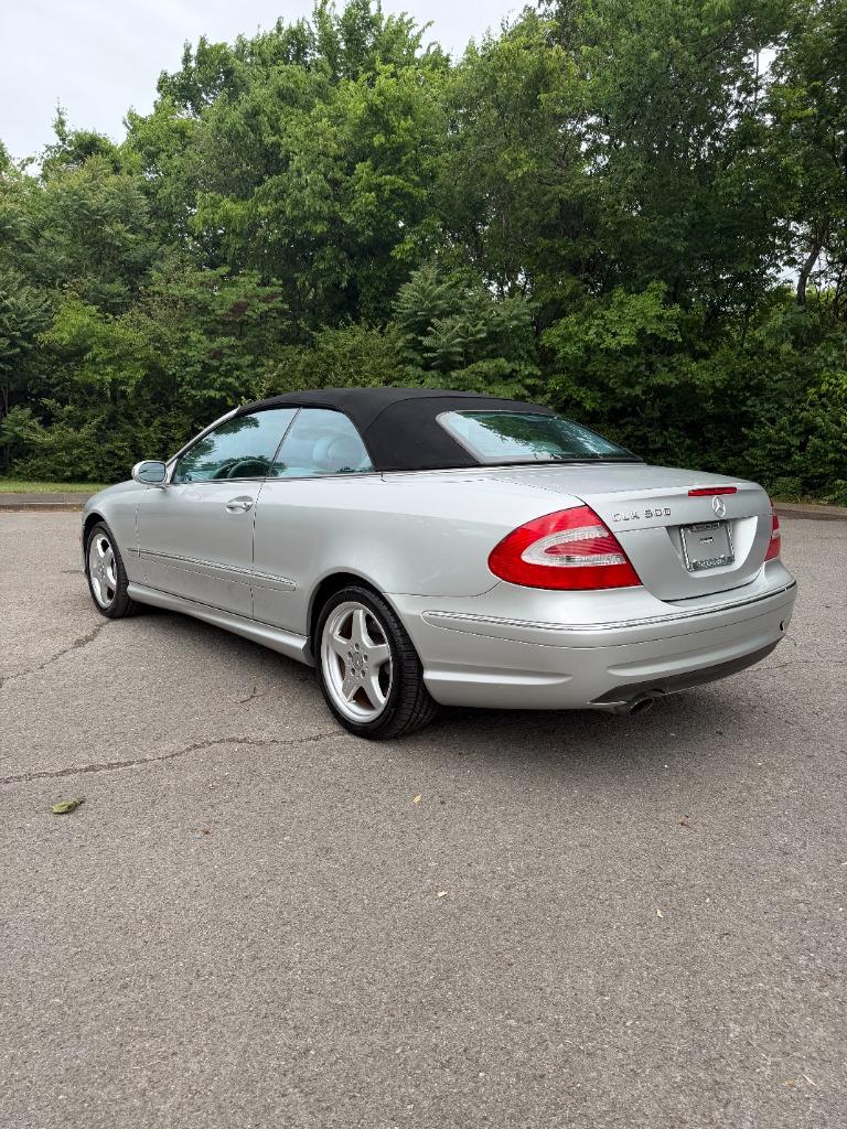 2004 Mercedes-Benz CLK-Class - $9,887