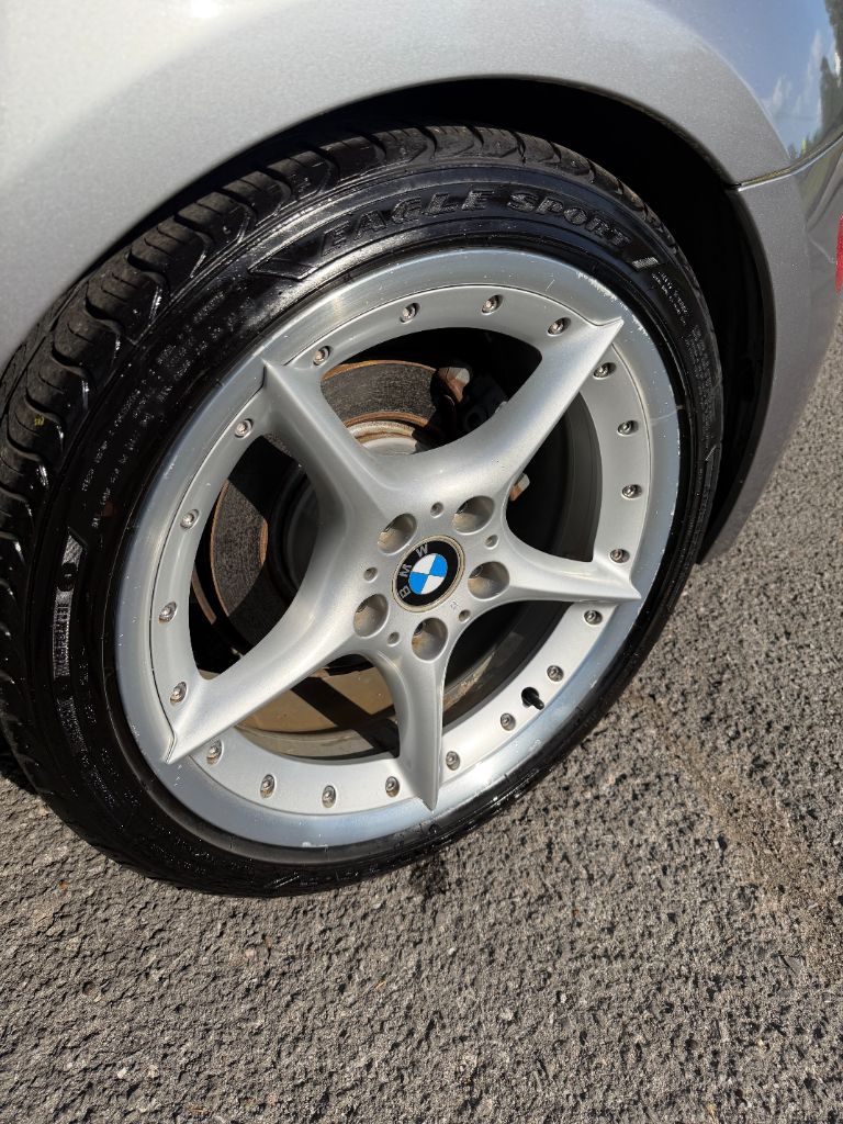 2006 BMW Z4 - $7,583